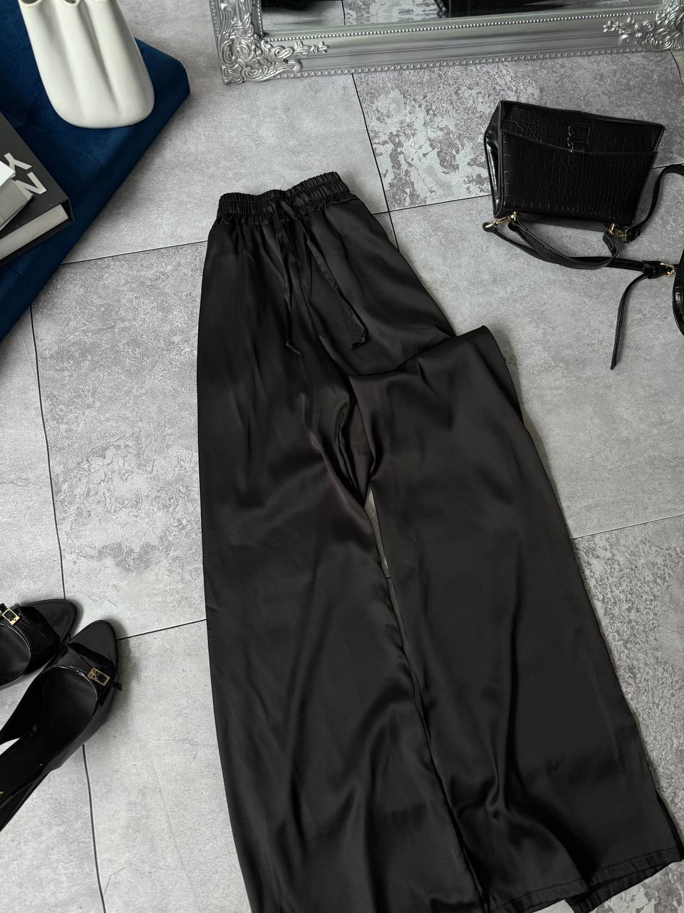 6076aea0-3d9c-11f0-8622-dee18ff4e8c0_1