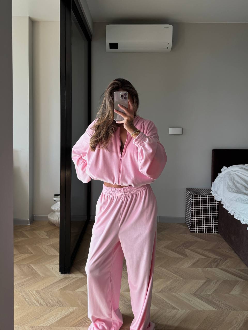 60df69d8-9faf-11f0-8624-dee18ff4e8c0_1