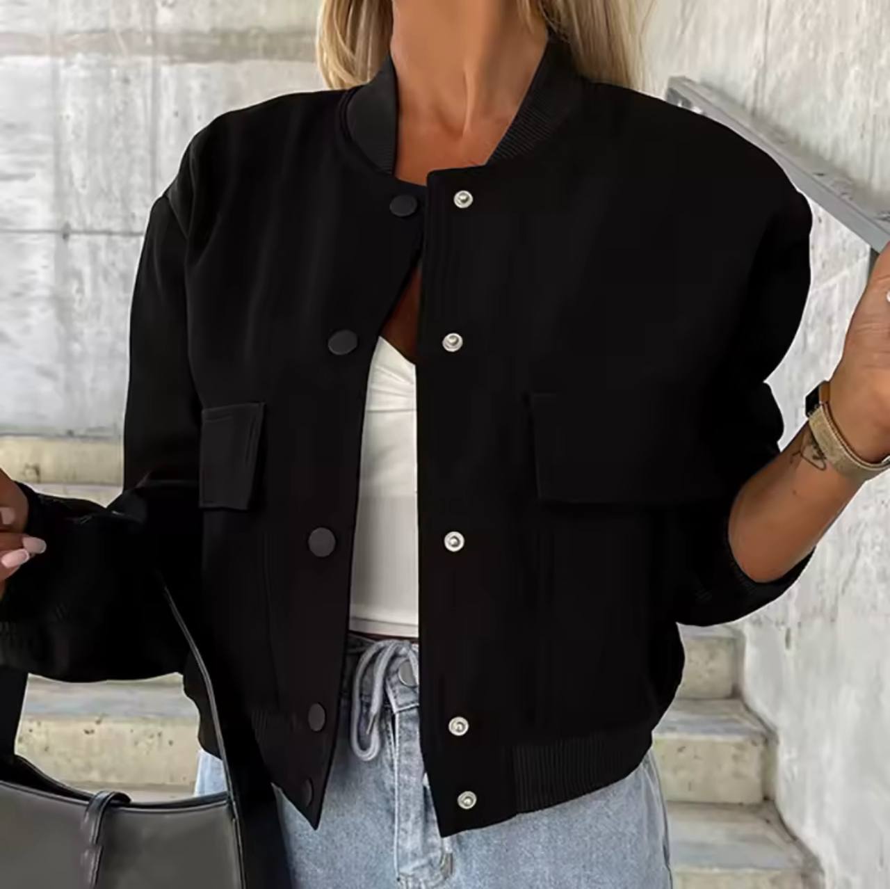 6129fdc6-4048-11f0-8622-dee18ff4e8c0_1