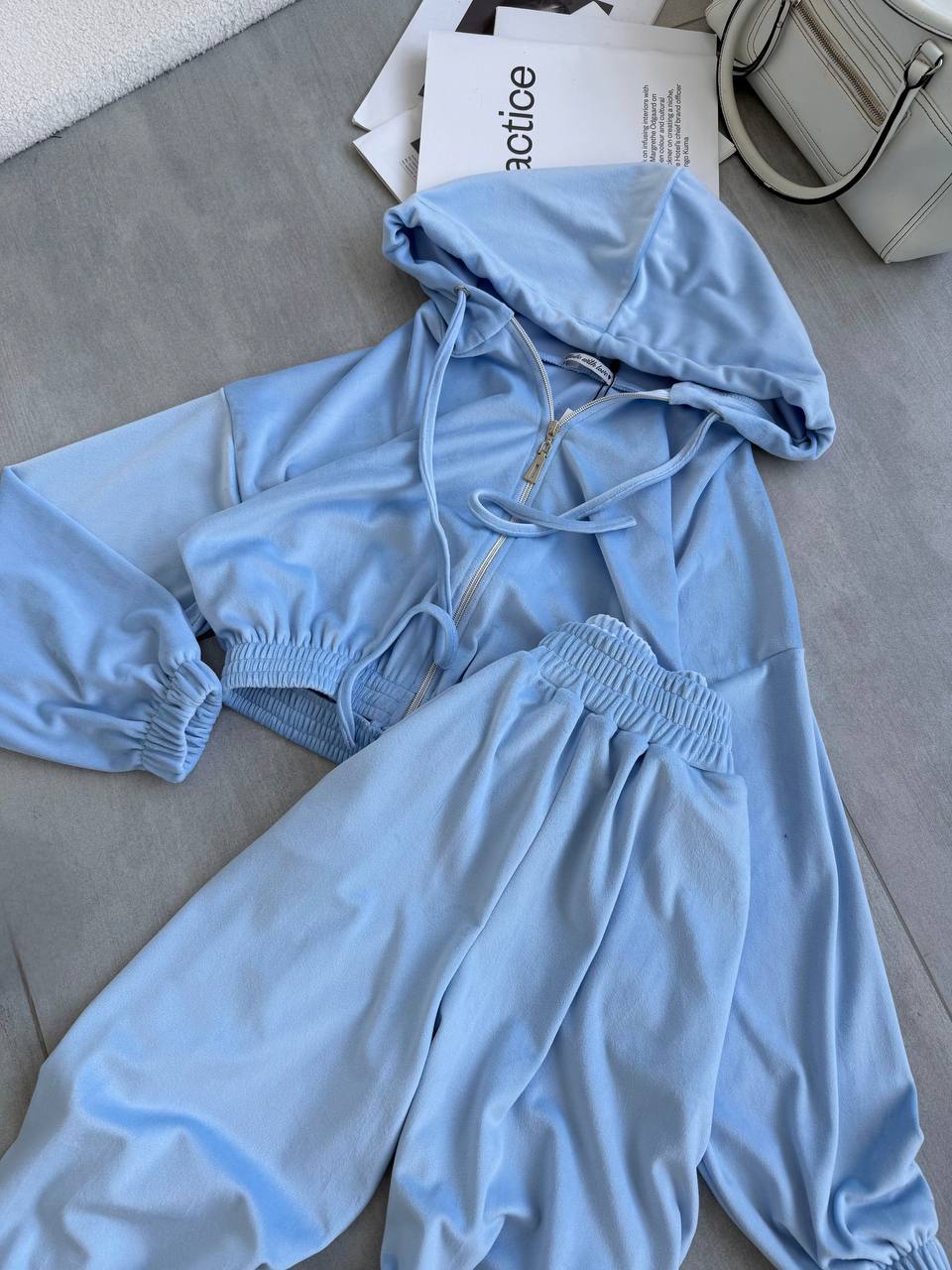 615c20cd-f94e-11ef-8621-dee18ff4e8c0_2