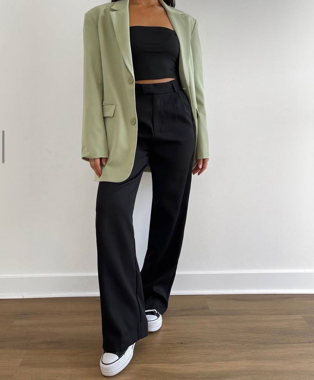 6362d847-ecd0-11ee-ad62-166b0be12ee5_1