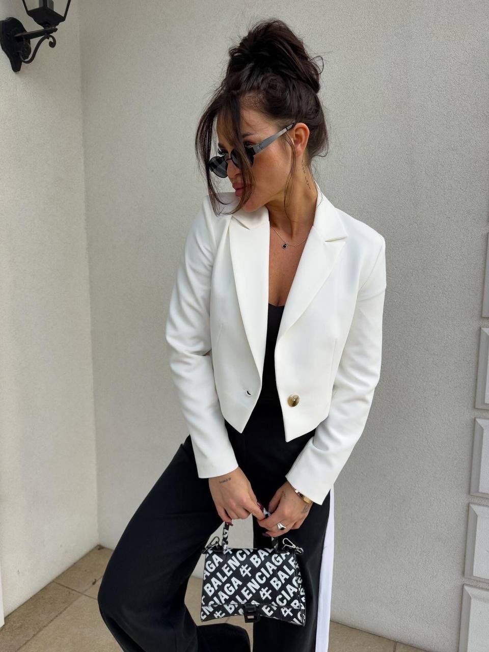 63d56136-123c-11f0-8621-dee18ff4e8c0_1