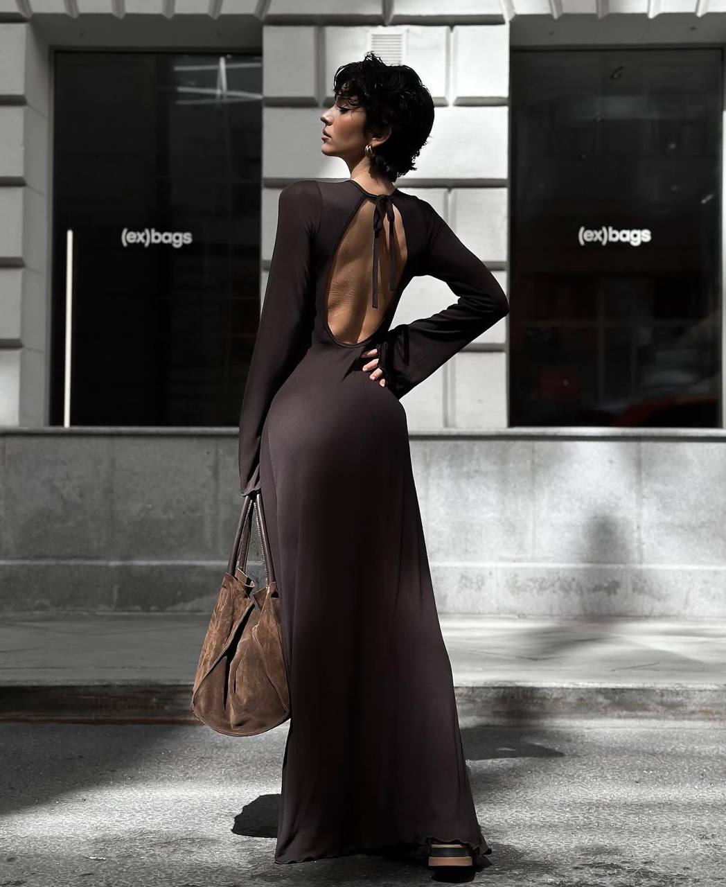 6450790f-3e11-11f0-8622-dee18ff4e8c0_1