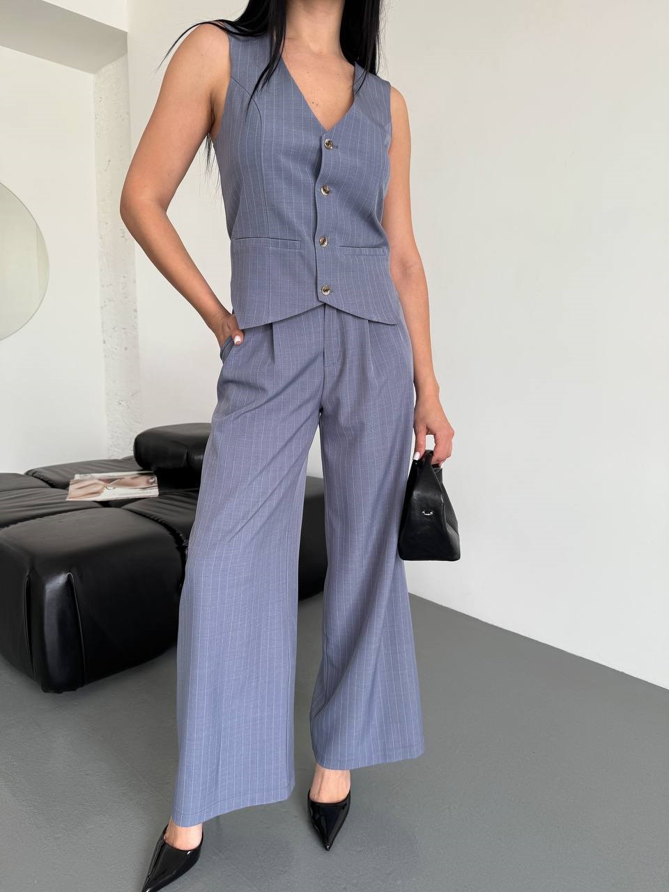 6664e397-1cf9-11f0-8621-dee18ff4e8c0_2