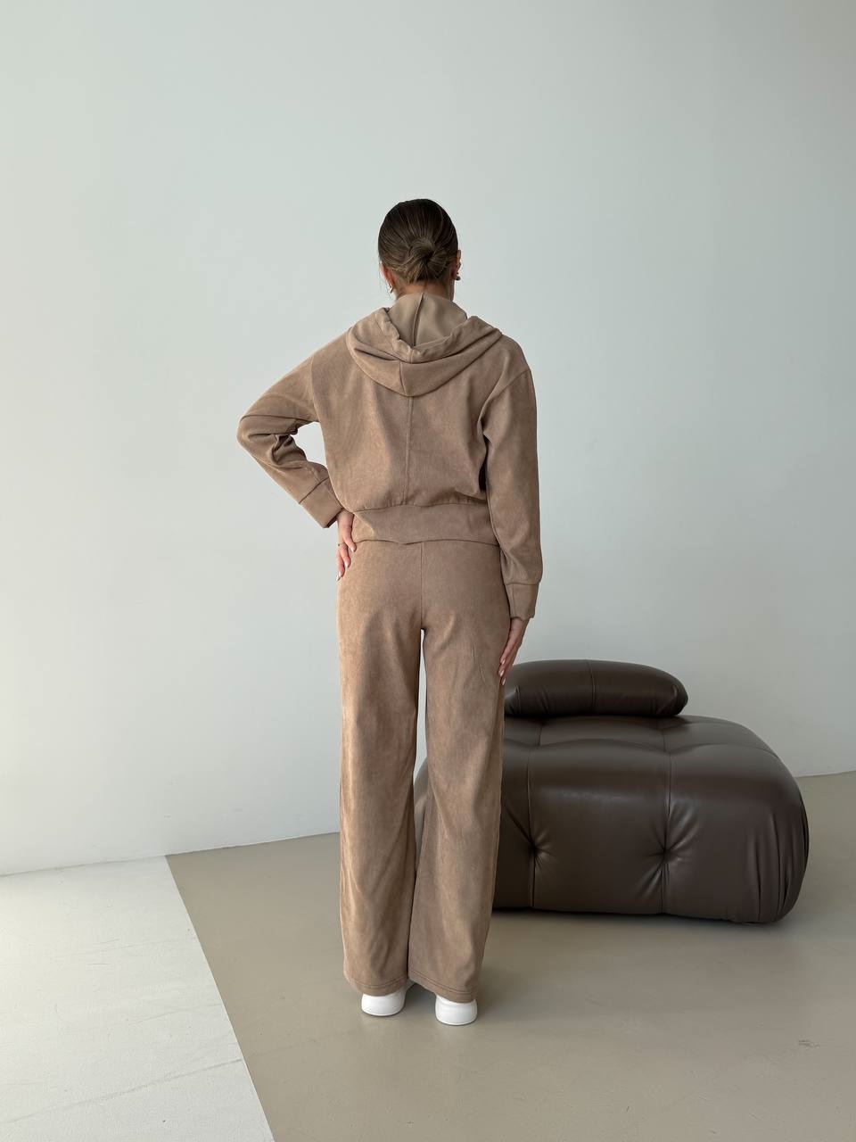 66f7a68f-d328-11ef-8621-dee18ff4e8c0_2