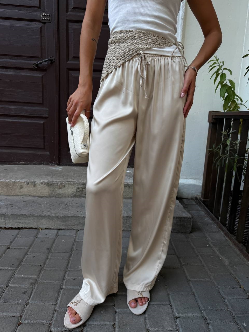 674fb368-5ffe-11f0-8623-dee18ff4e8c0_1