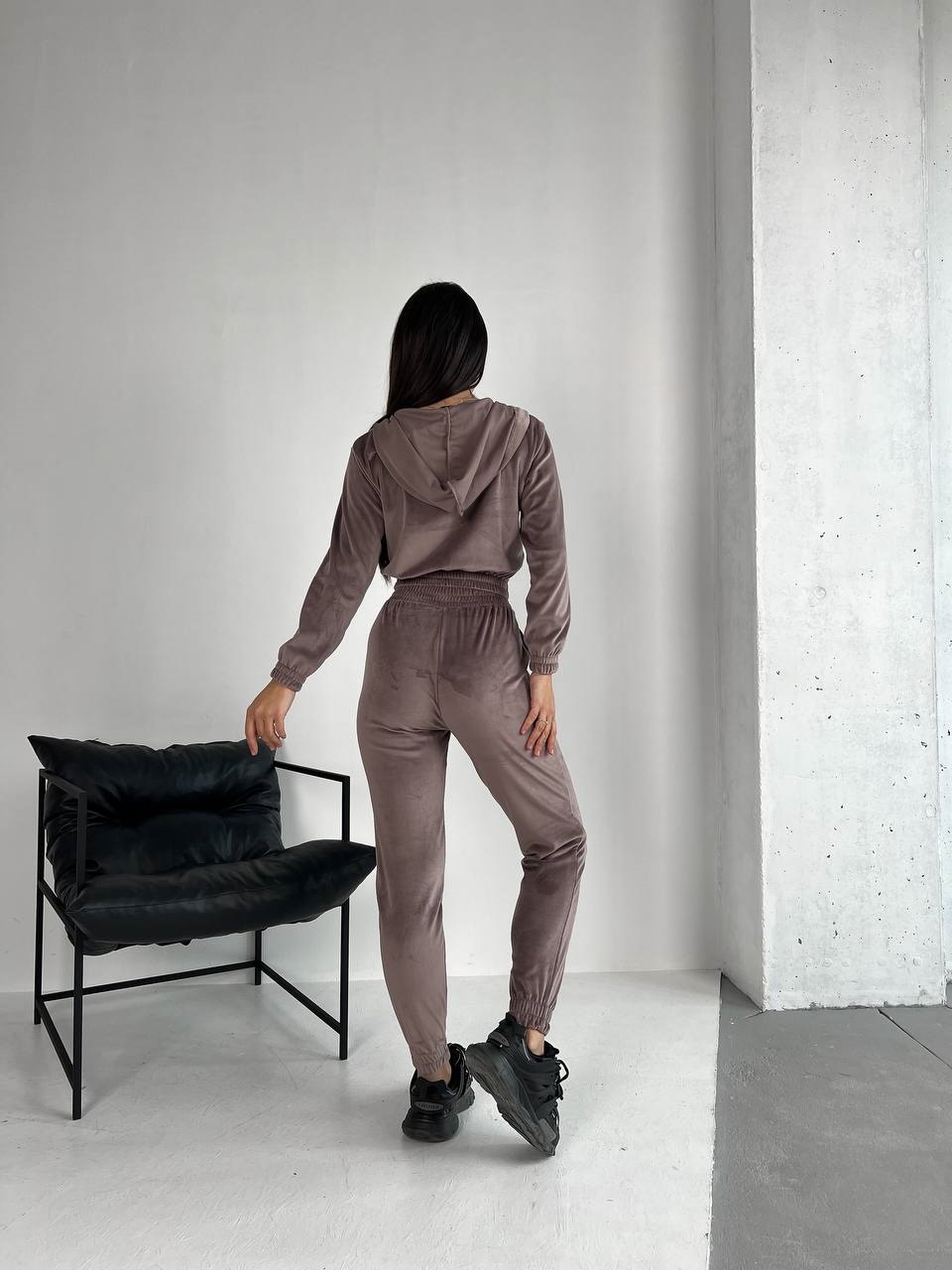 67903555-c999-11ee-ad4e-166b0be12ee5_7