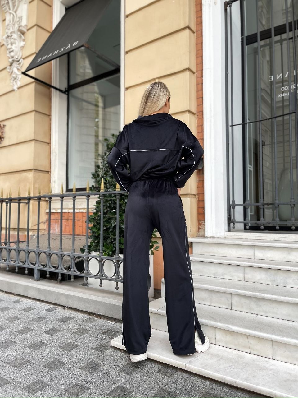 6a4b50f4-7290-11ef-861f-dee18ff4e8c0_2