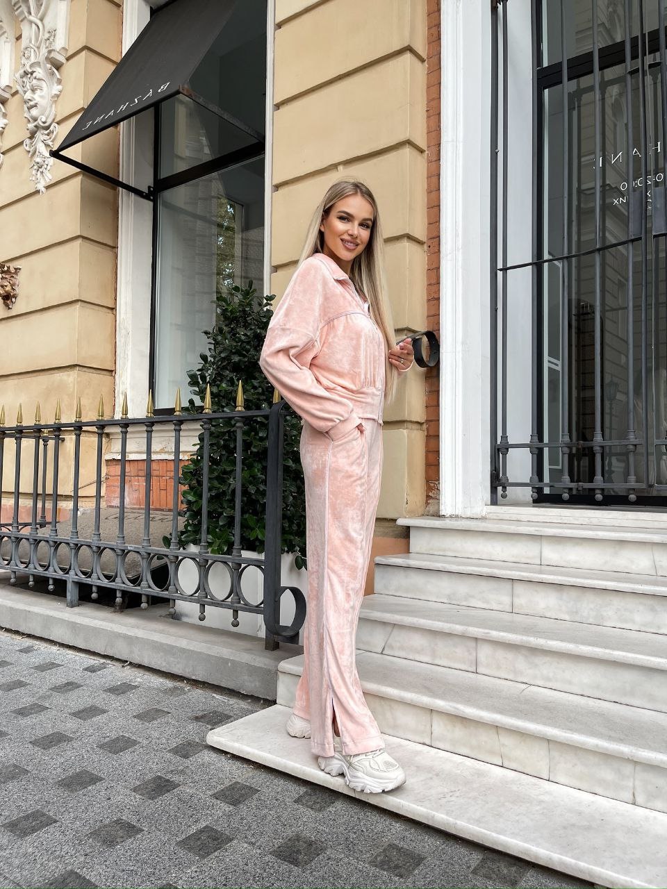 6a4b5104-7290-11ef-861f-dee18ff4e8c0_2