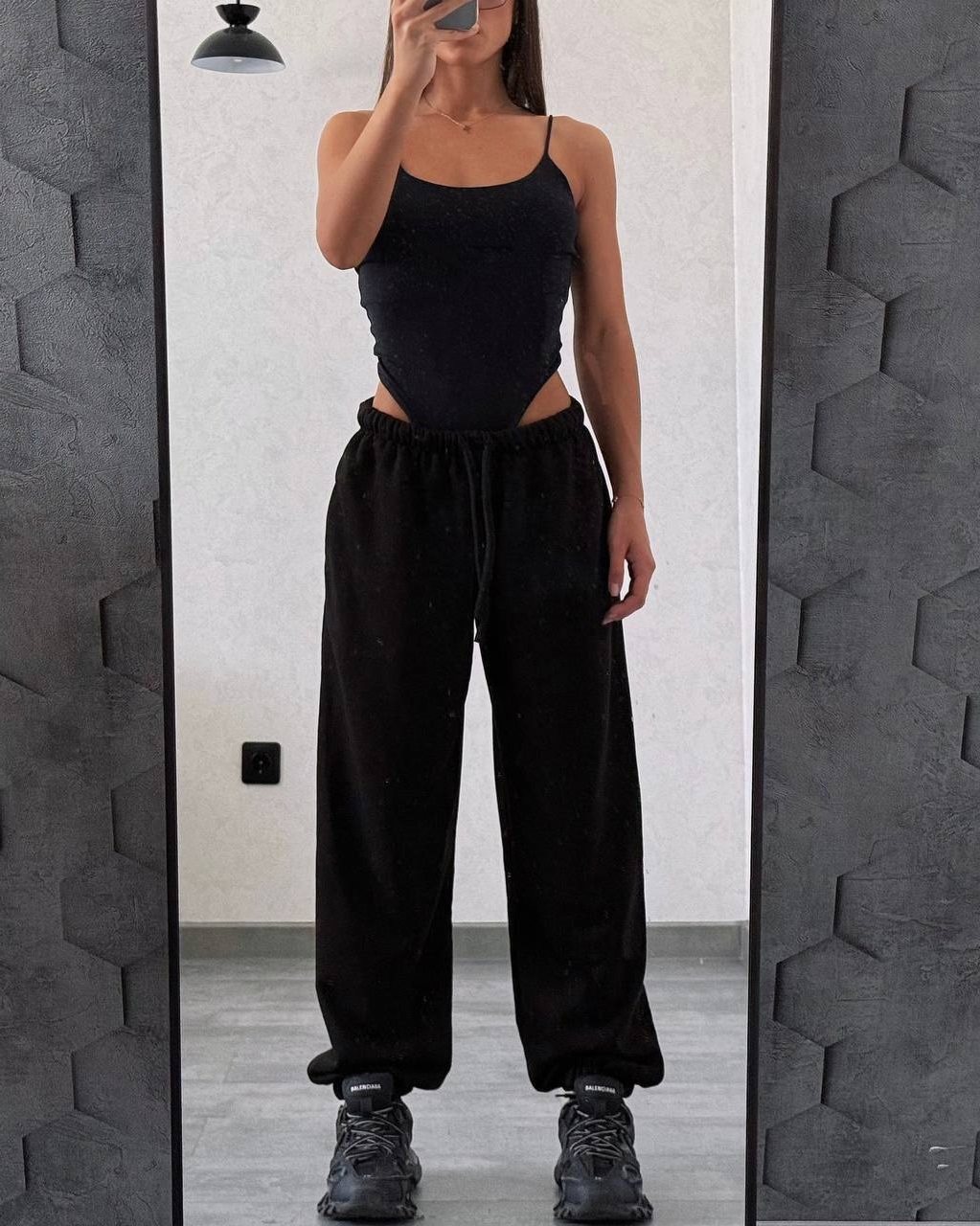 6b45090b-2524-11f0-8622-dee18ff4e8c0_0