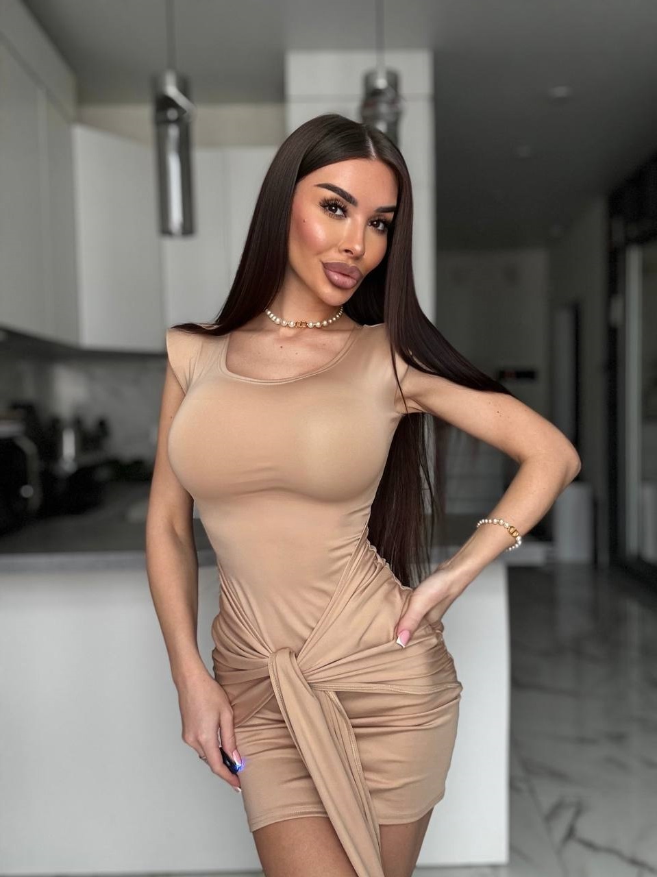 6bc3c807-4173-11f0-8622-dee18ff4e8c0_1