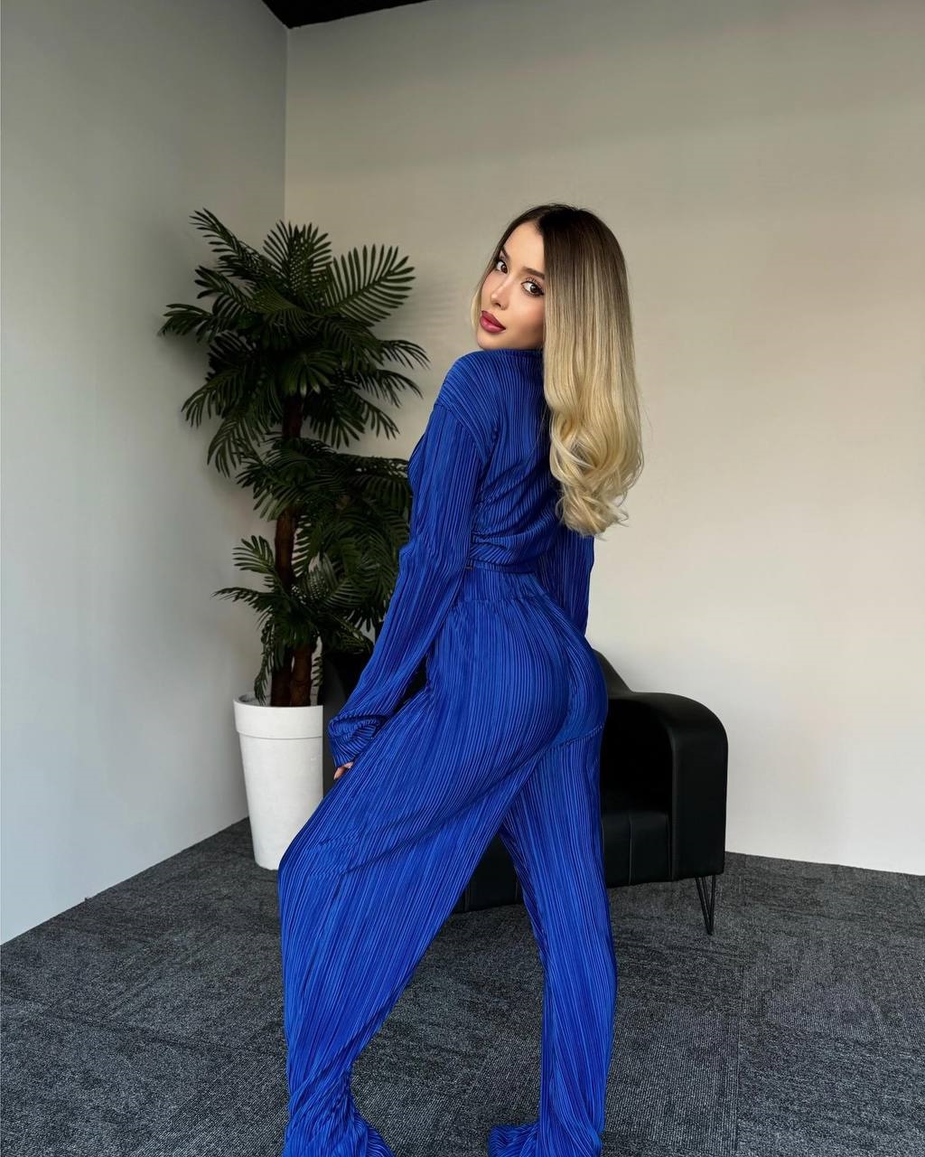 6bea746e-05e7-11ef-ad84-166b0be12ee5_1