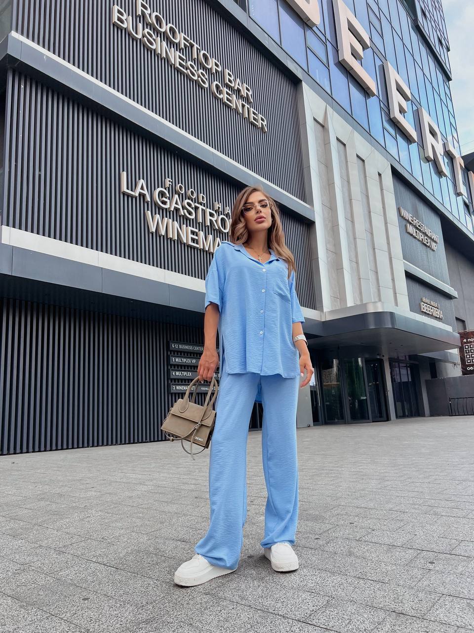 6ee2ebb4-5200-11f0-8622-dee18ff4e8c0_1