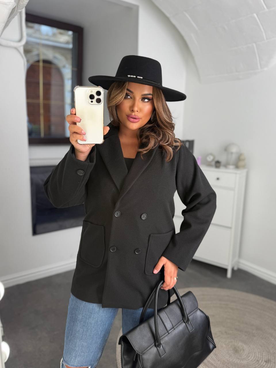 6f76c82a-908f-11f0-8624-dee18ff4e8c0_0