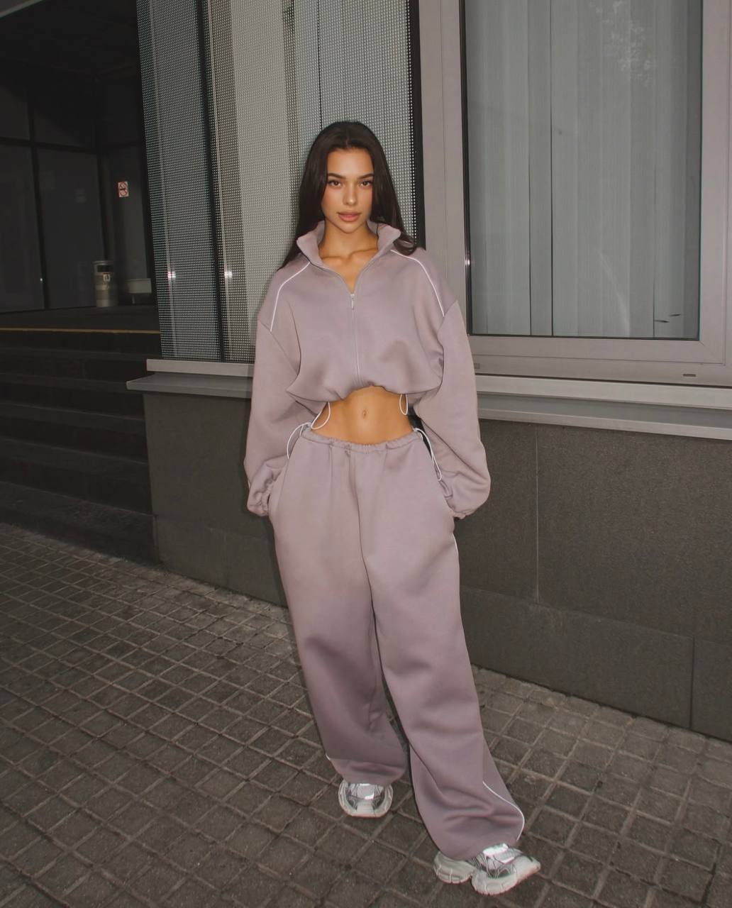 727e33d7-442c-11f0-8622-dee18ff4e8c0_1