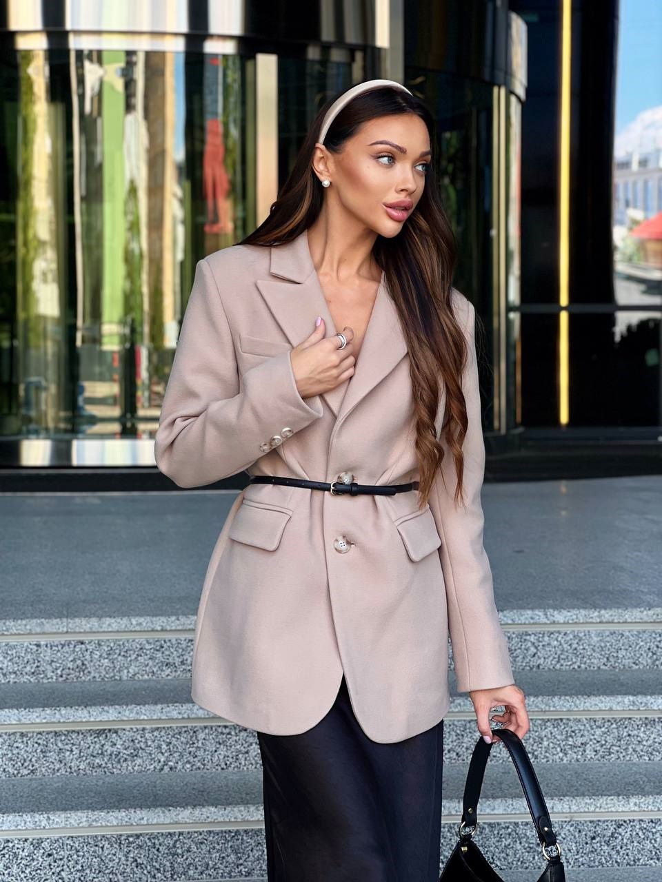 733c75bd-9297-11ef-8620-dee18ff4e8c0_3