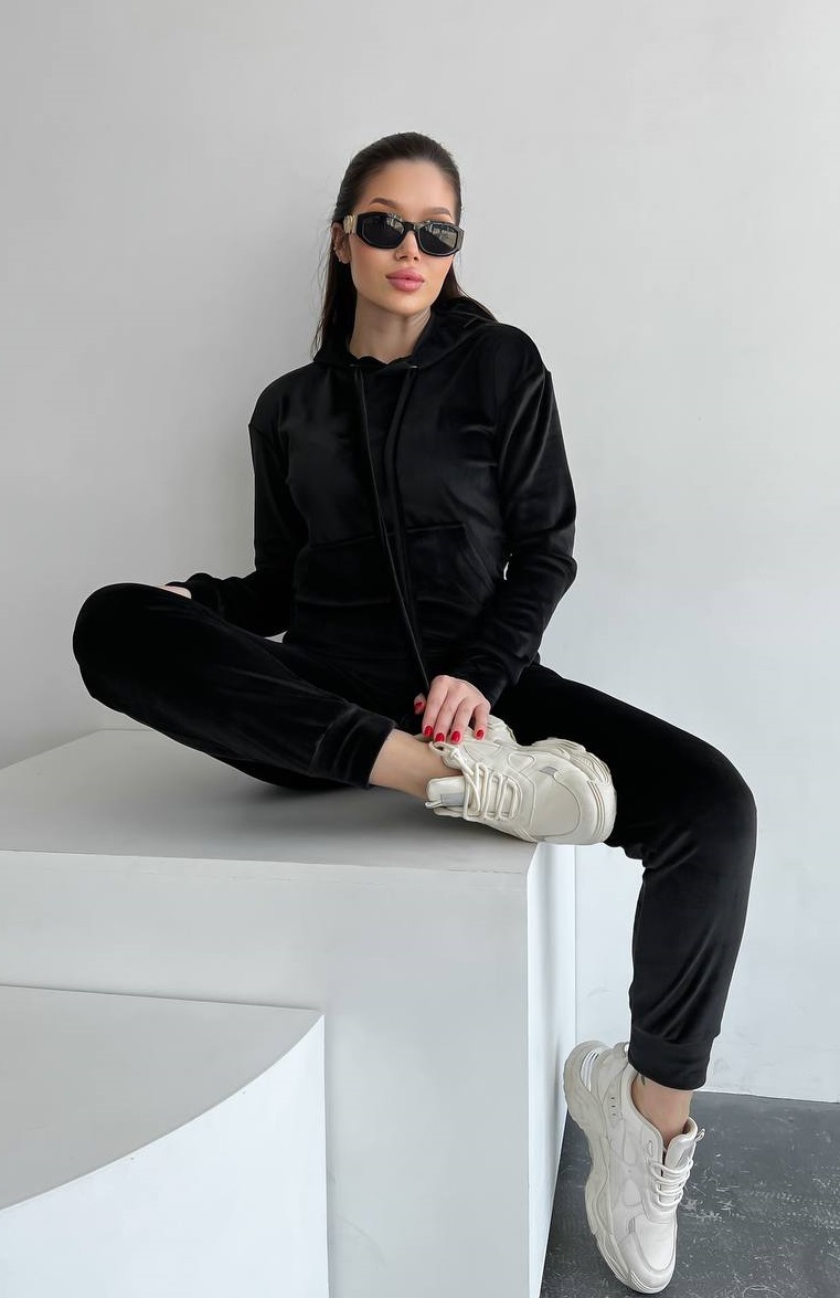 735d7919-cb59-11ed-aceb-166b0be12ee5_1