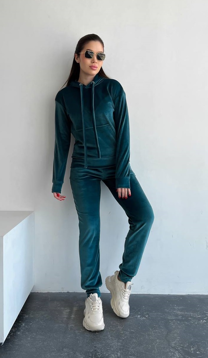 735d792c-cb59-11ed-aceb-166b0be12ee5_1