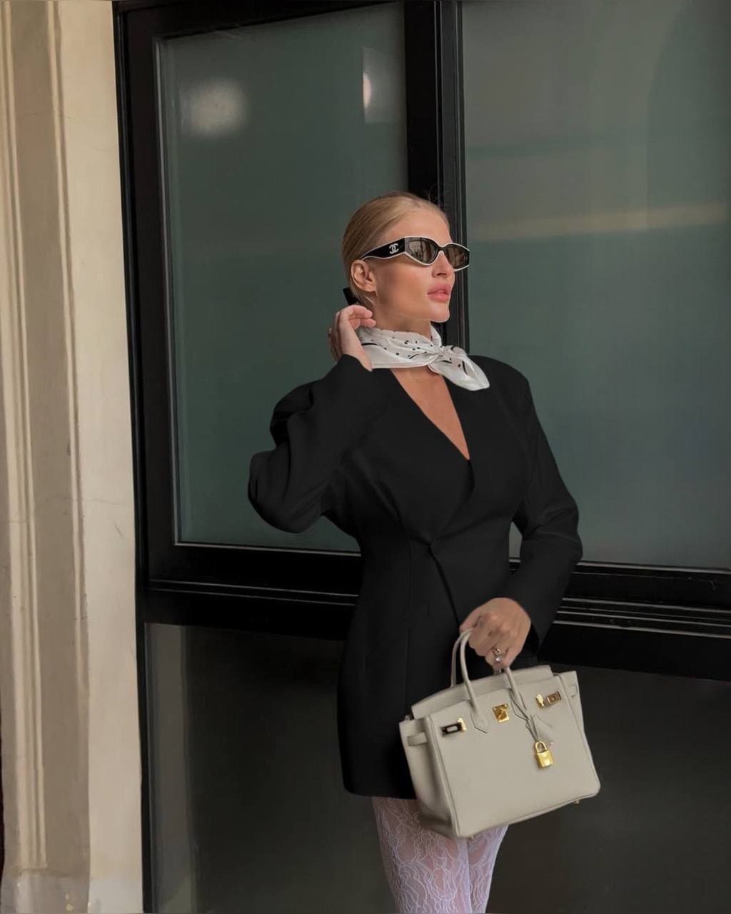 739eea25-8163-11f0-8624-dee18ff4e8c0_1