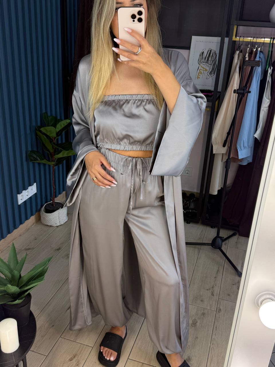 73bd0837-3eb0-11f0-8622-dee18ff4e8c0_1