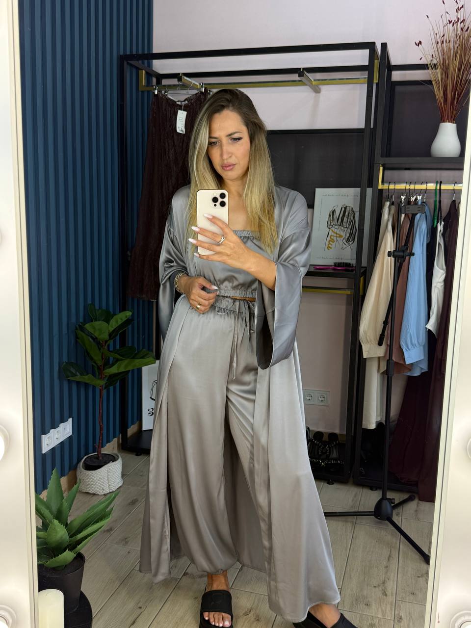 73bd0837-3eb0-11f0-8622-dee18ff4e8c0_2