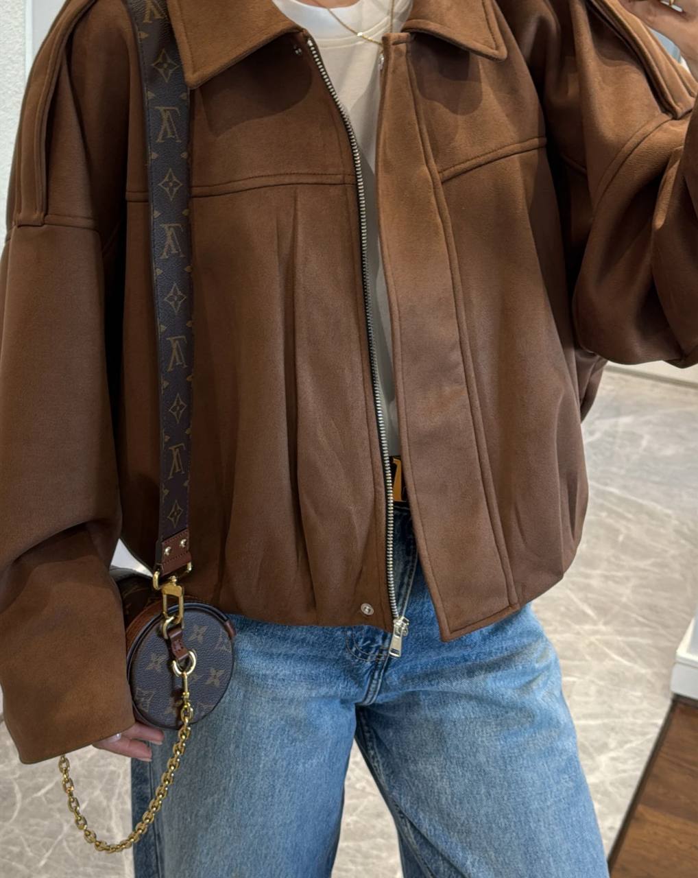 74d2b89b-43bf-11f0-8622-dee18ff4e8c0_2