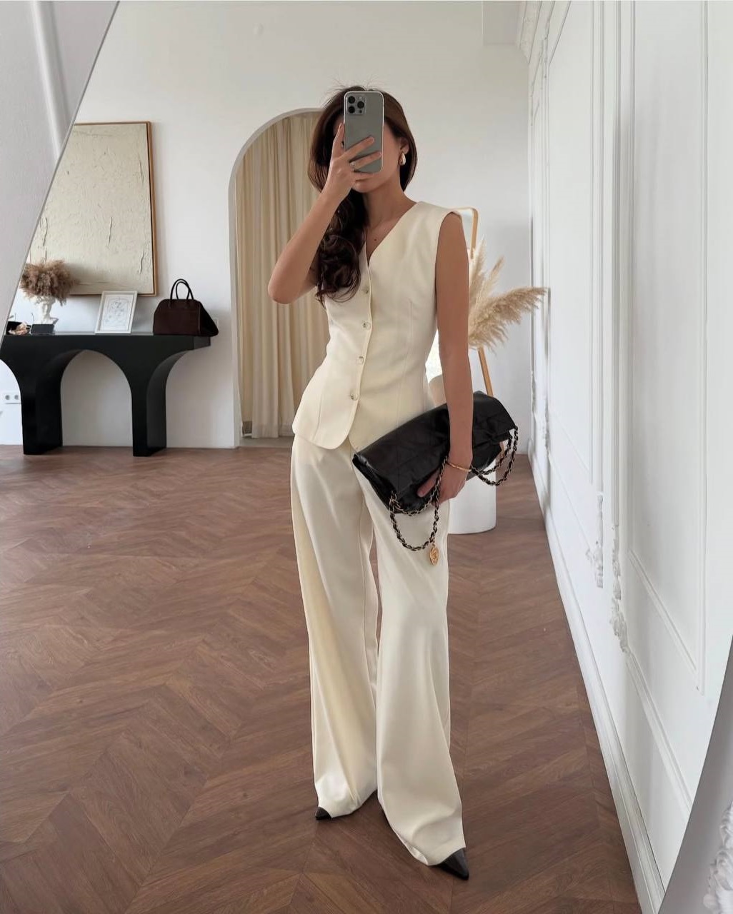 75d97185-1ecd-11f0-8621-dee18ff4e8c0_0