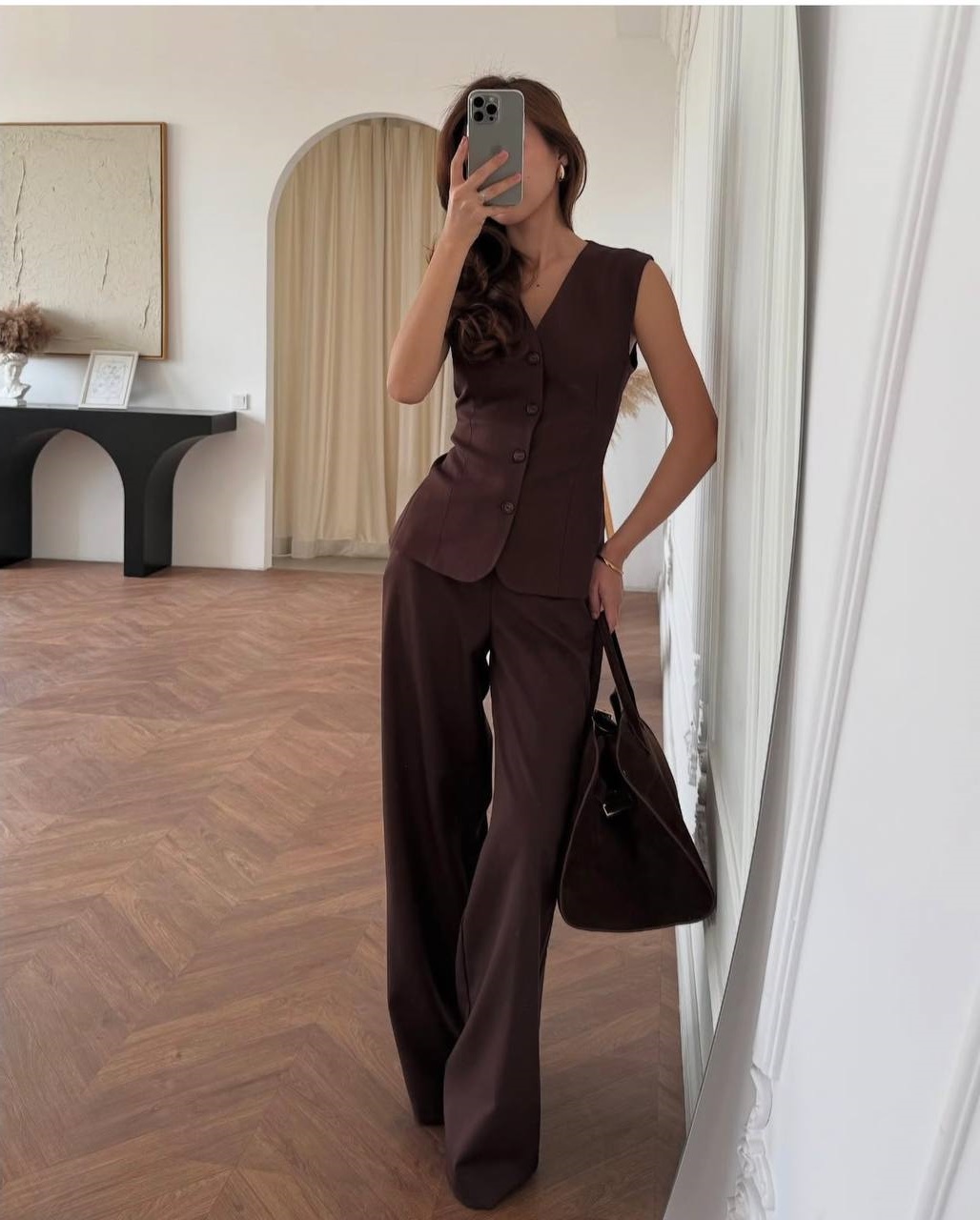 75d97190-1ecd-11f0-8621-dee18ff4e8c0_0