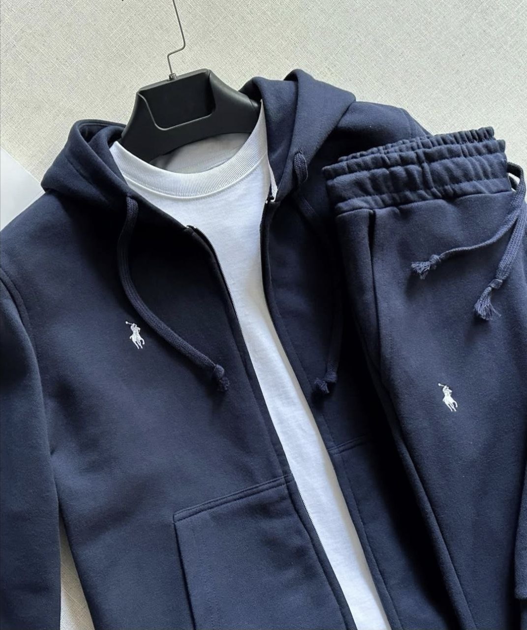 76d89e30-e144-11ef-8621-dee18ff4e8c0_1