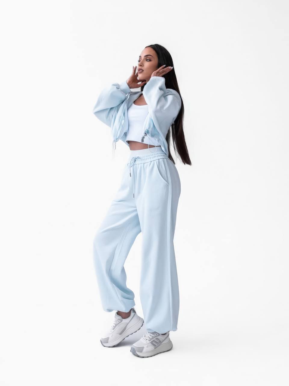 774a6519-8fc3-11f0-8624-dee18ff4e8c0_1