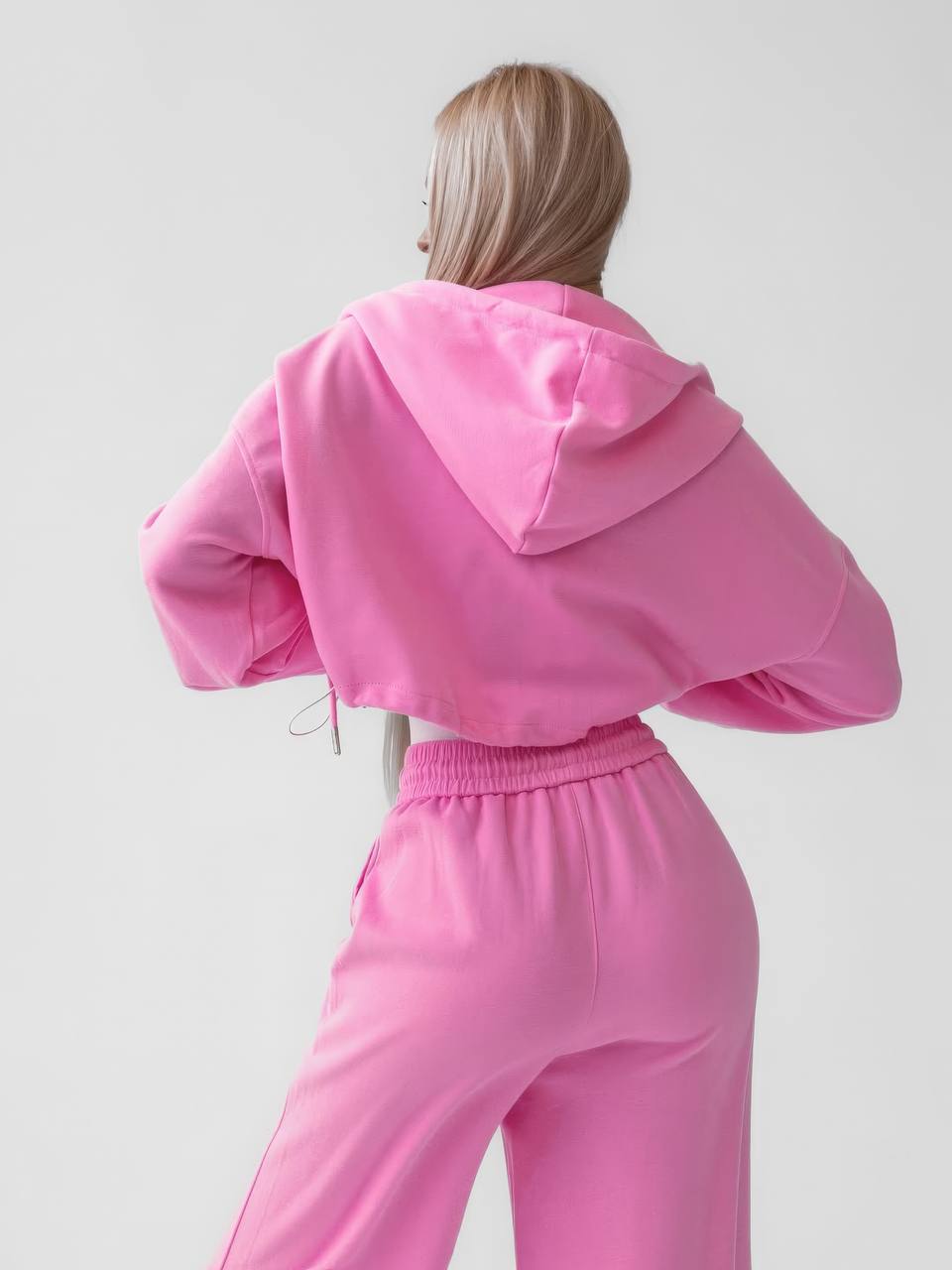 774a6522-8fc3-11f0-8624-dee18ff4e8c0_2