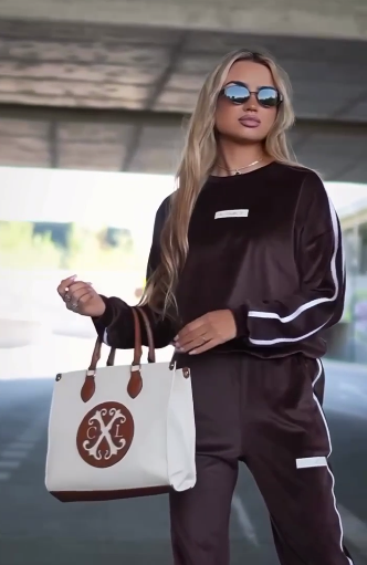 79511643-786e-11f0-8624-dee18ff4e8c0_1