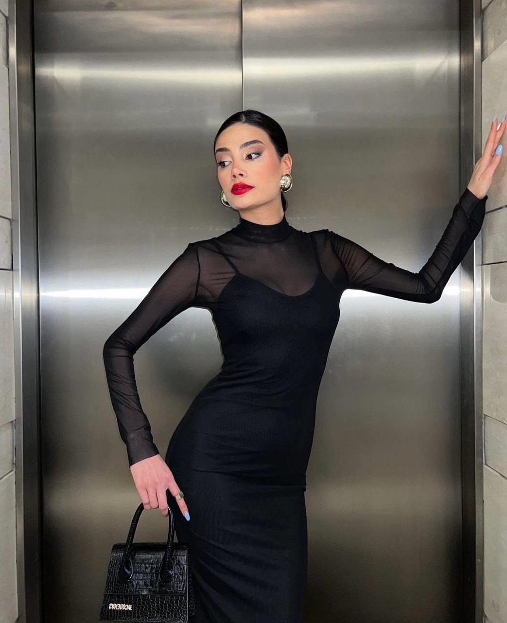 7a9fd366-7b4b-11ee-ad32-166b0be12ee5_3