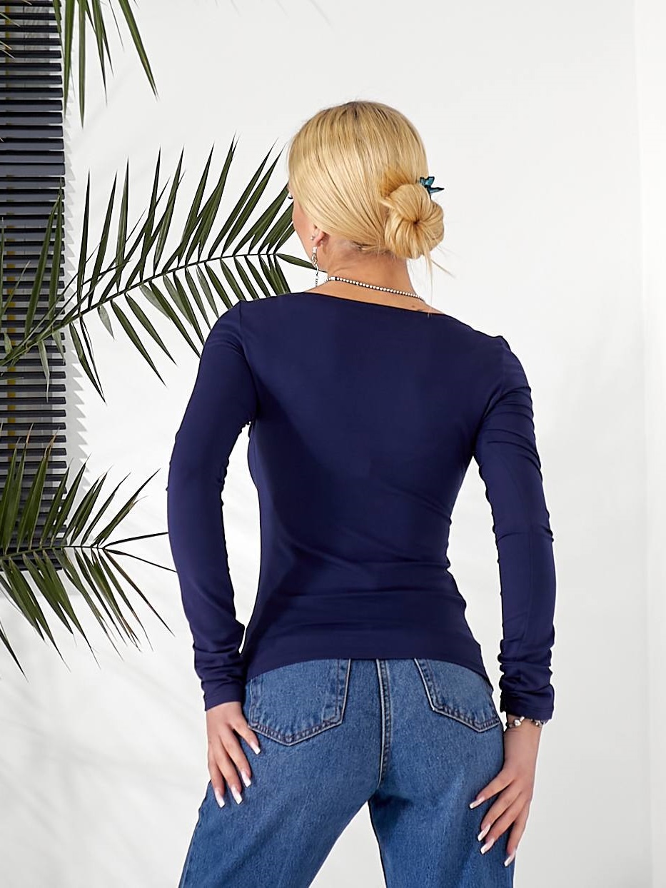 7ab85917-0608-11f0-8621-dee18ff4e8c0_1