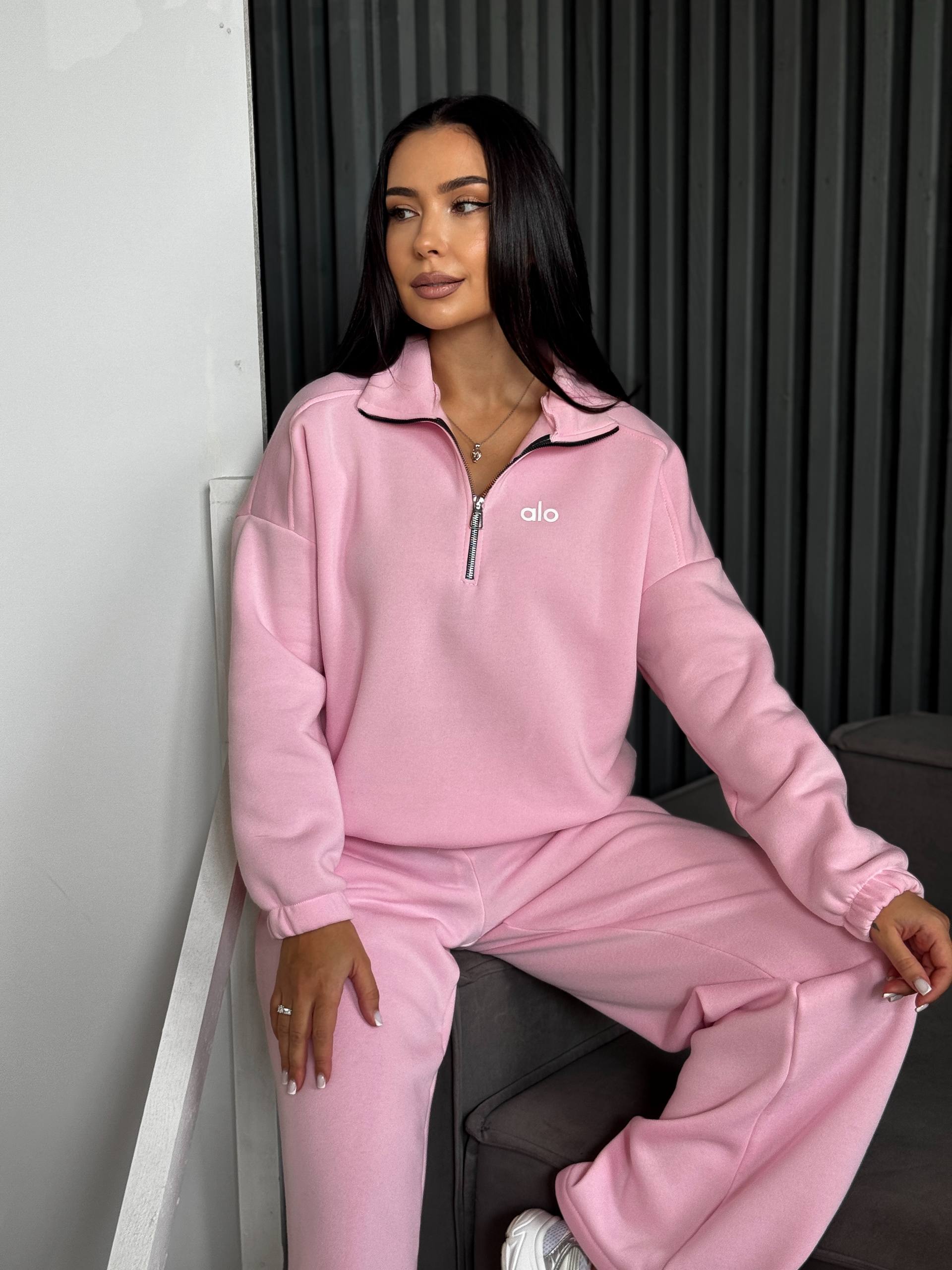 7c5fcb5b-a150-11f0-8624-dee18ff4e8c0_1