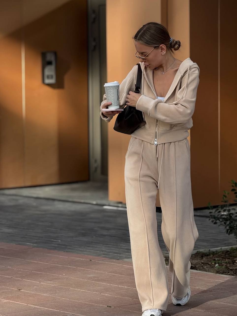 7e207403-8983-11f0-8624-dee18ff4e8c0_0