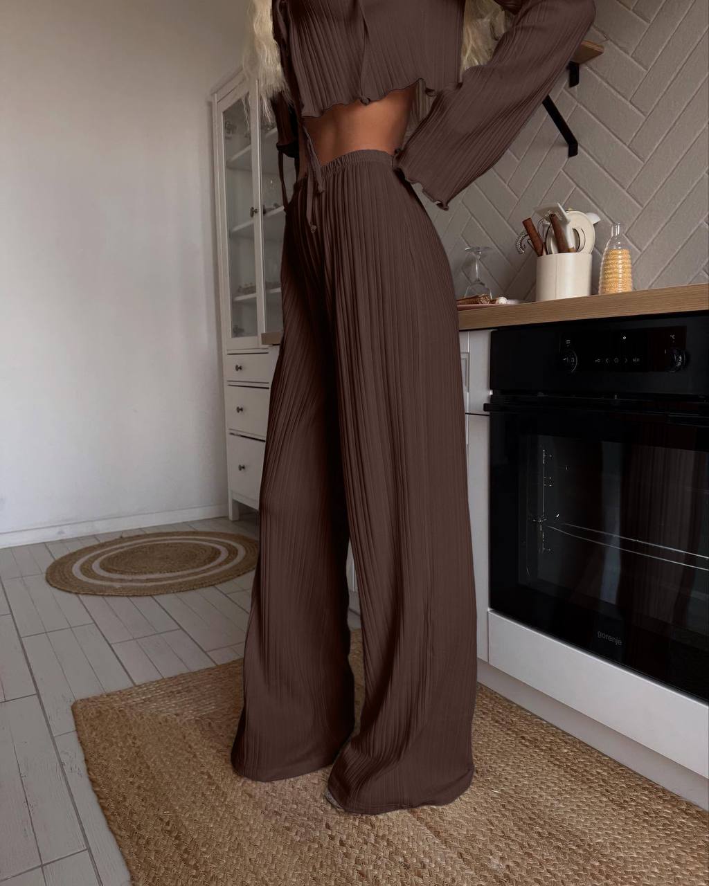 7ef36d3d-6274-11f0-8624-dee18ff4e8c0_2