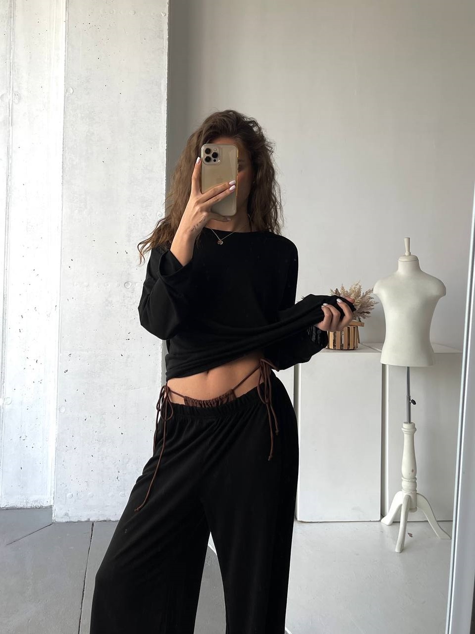 7f570788-5b66-11f0-8622-dee18ff4e8c0_1