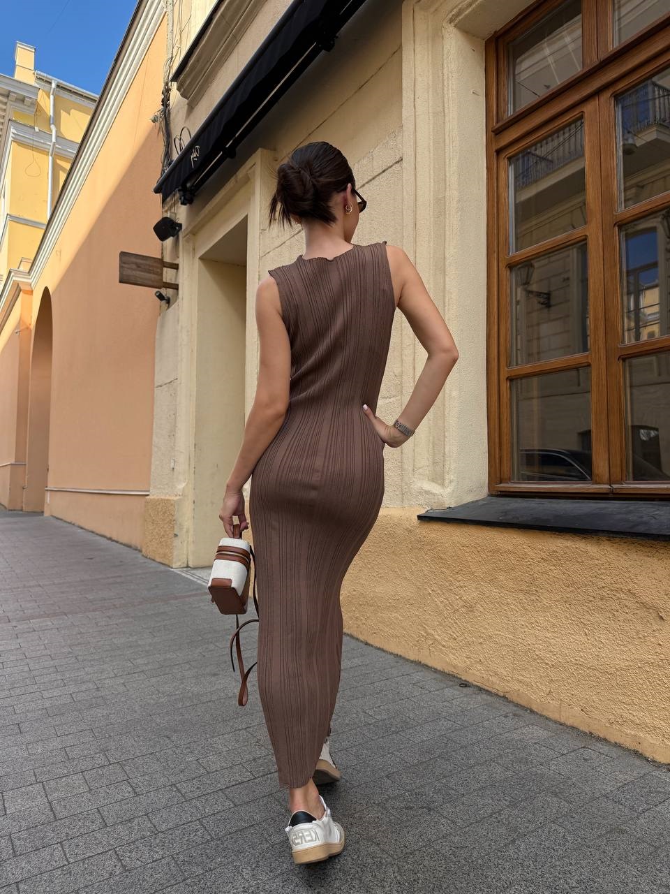 7ff76ef6-6269-11f0-8624-dee18ff4e8c0_3