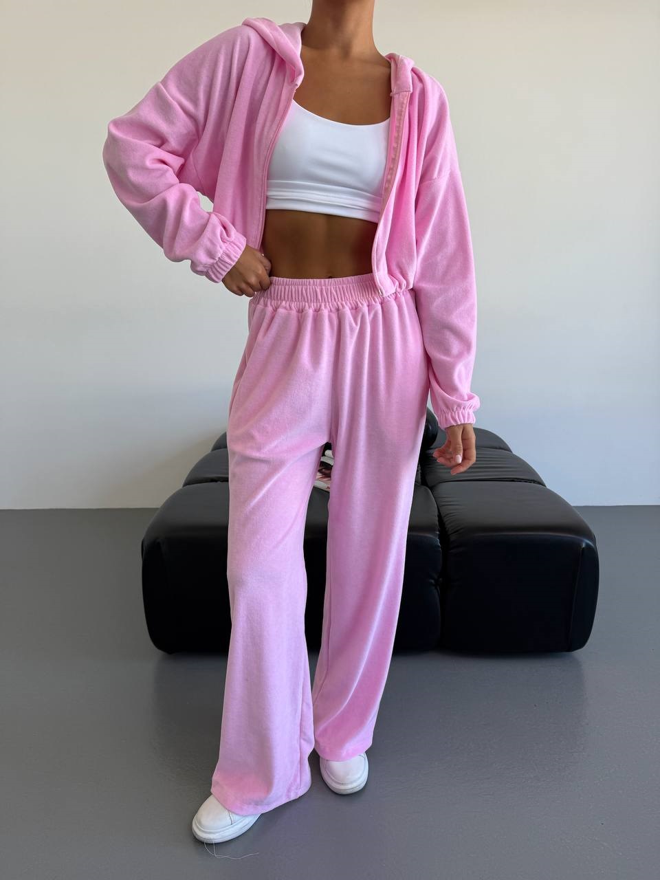 80334fab-4243-11f0-8622-dee18ff4e8c0_1