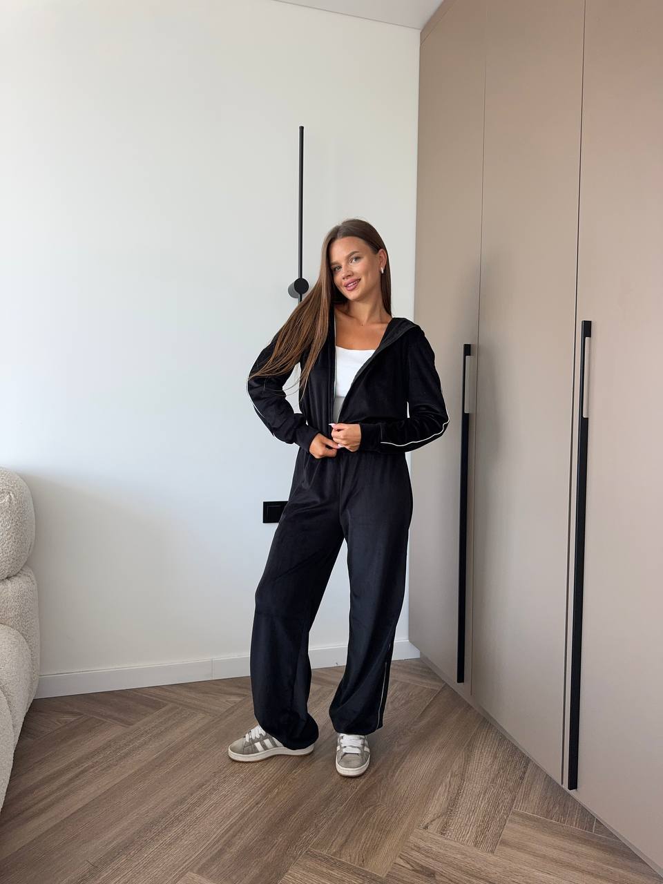 814c4a12-73cc-11f0-8624-dee18ff4e8c0_0