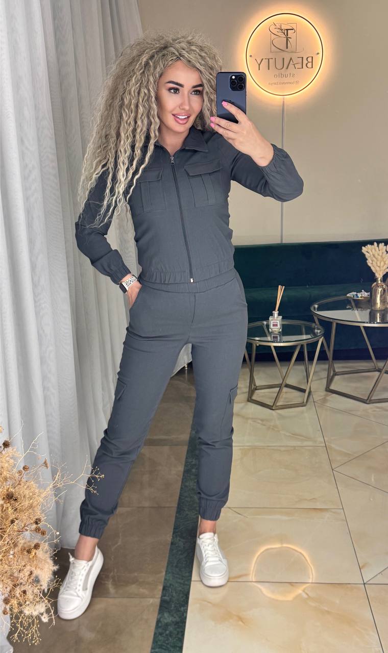 8186ff88-5b37-11f0-8622-dee18ff4e8c0_0