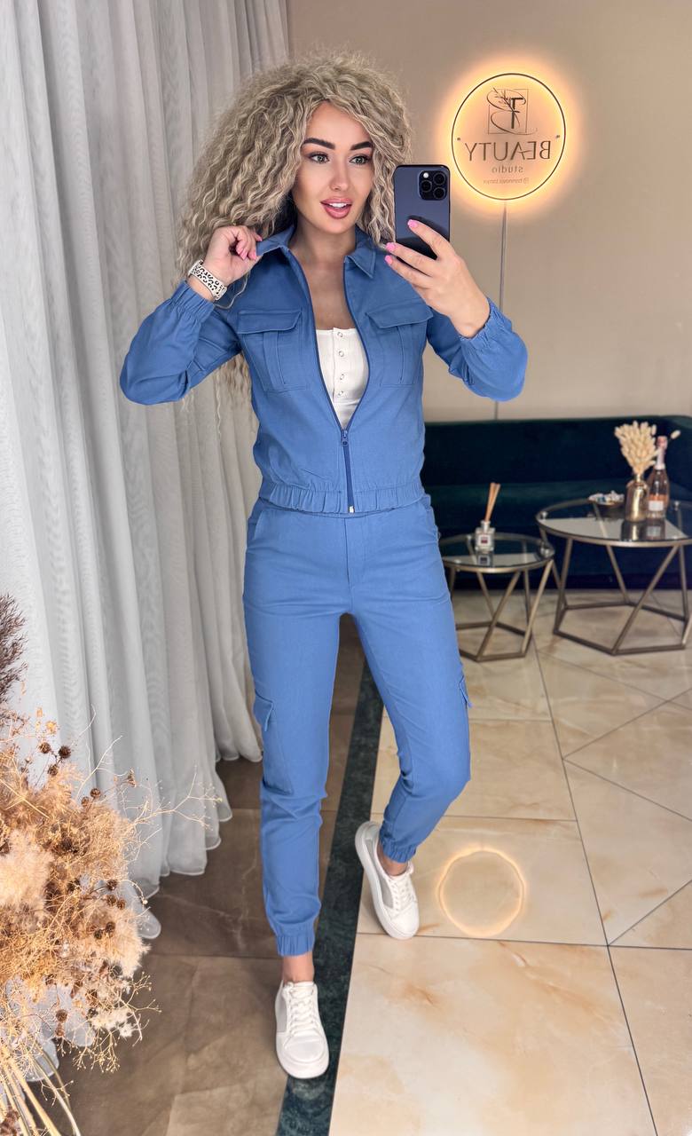 8186ff90-5b37-11f0-8622-dee18ff4e8c0_1