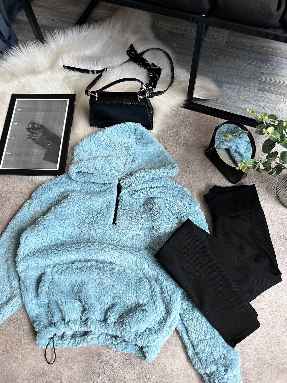 83ba1e5e-9238-11ef-8620-dee18ff4e8c0_1