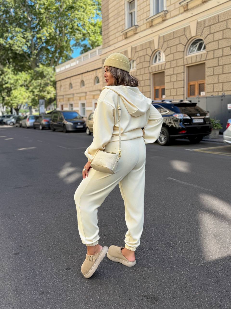 83ba776a-42ec-11f0-8622-dee18ff4e8c0_2