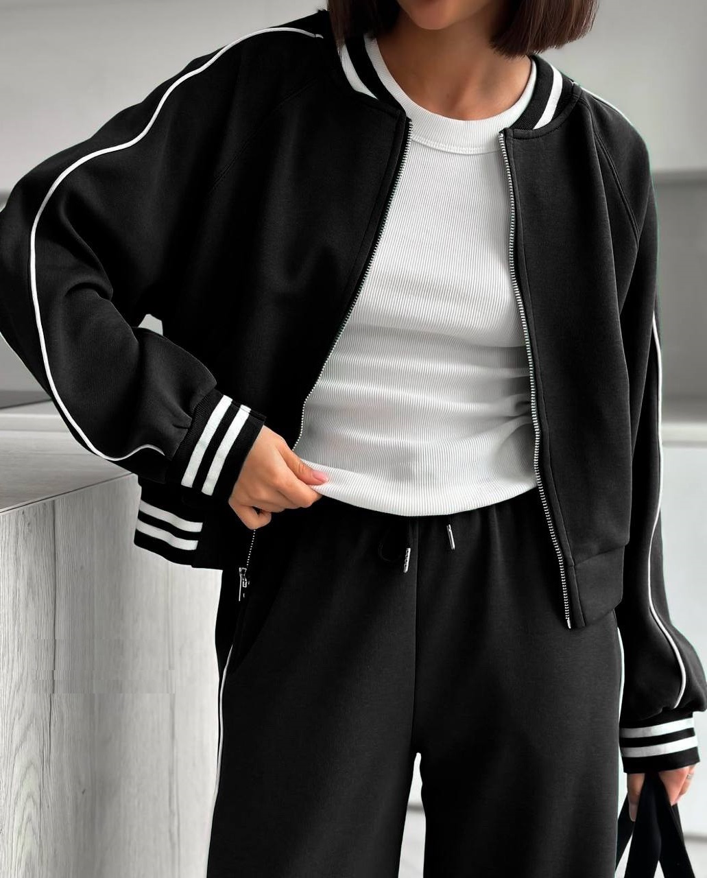 842b2dcf-1181-11f0-8621-dee18ff4e8c0_1