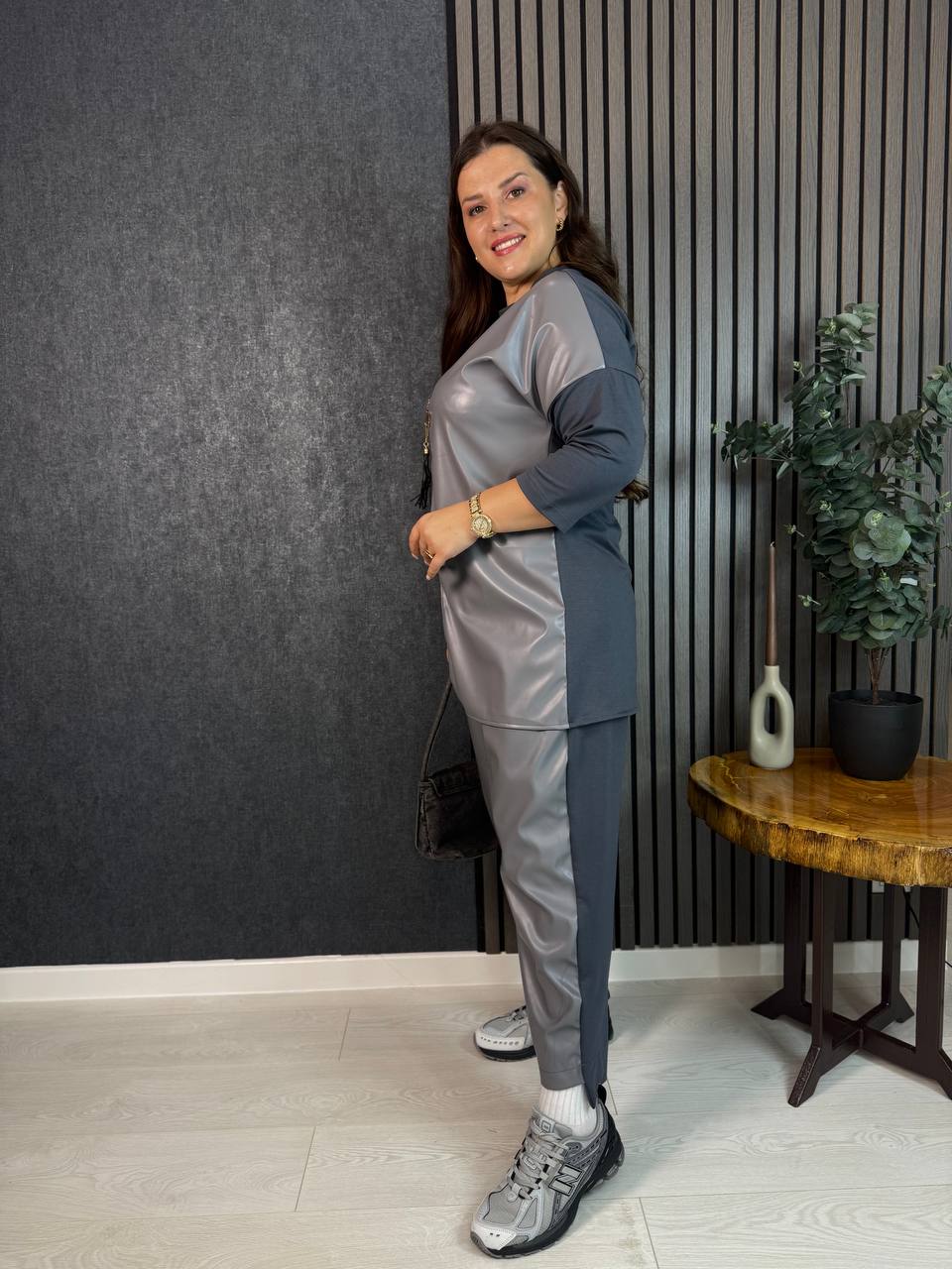 86f72ccf-9e25-11f0-8624-dee18ff4e8c0_1