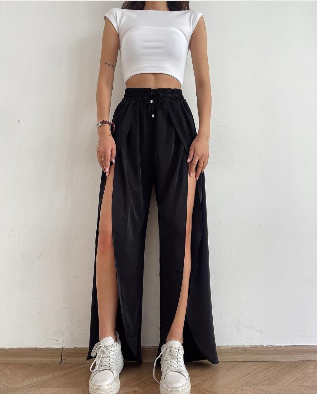 8774691d-f863-11ee-ad72-166b0be12ee5_0