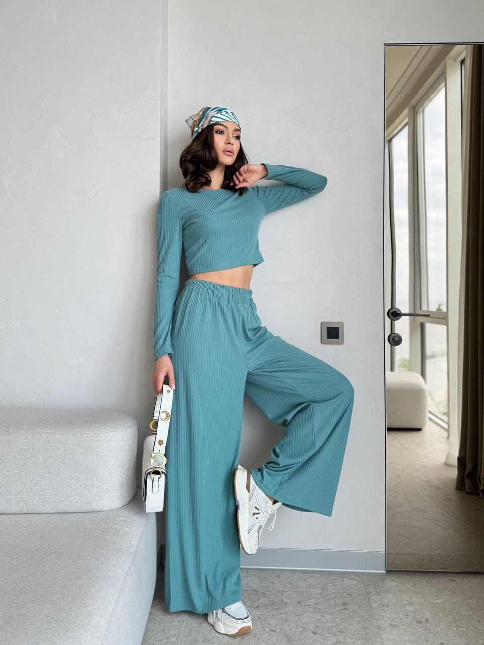 8803a61b-d195-11ef-8621-dee18ff4e8c0_2