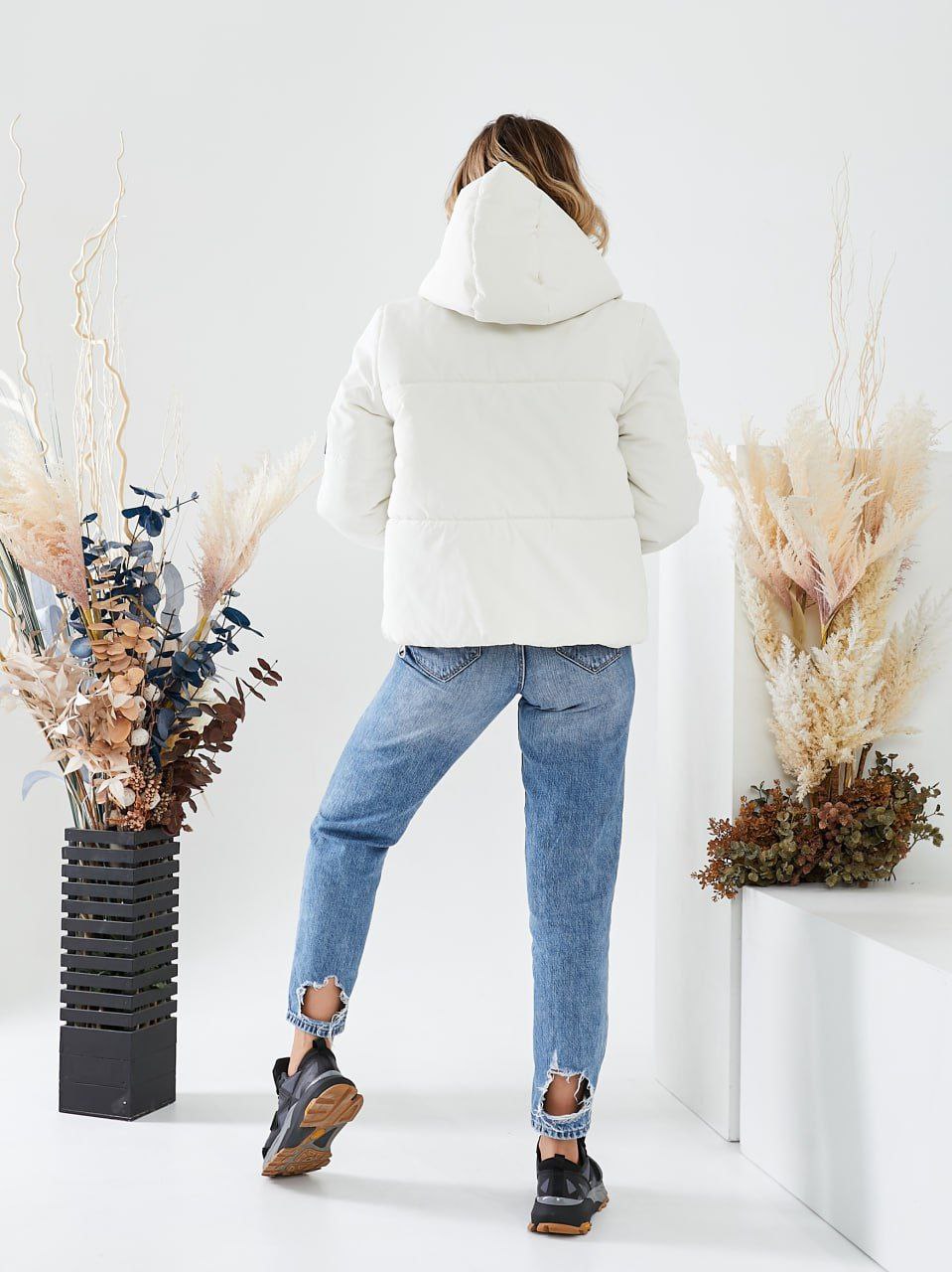 8aa242e5-9e8f-11ee-ad41-166b0be12ee5_1